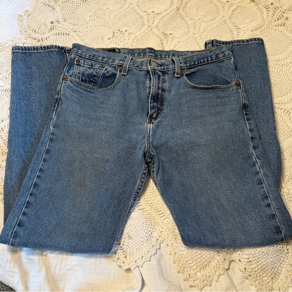 Men’s Levi’s 512s